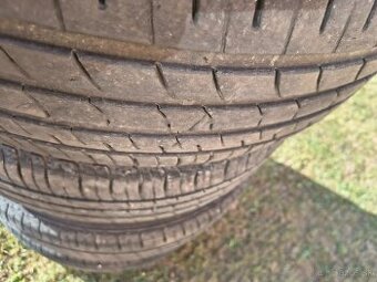 225/65R17 letné pneu