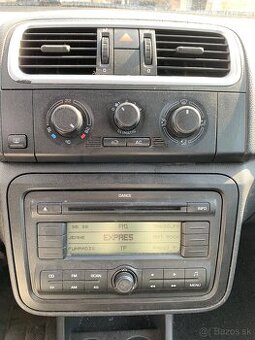 Predam Autoradio Dance