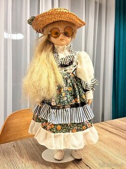 Porcelanova babika z 90tych rokov