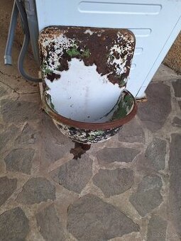 Liatinove umývadlo 2