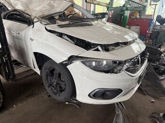 Rozpredam Fiat Tipo Combi 2017 1.4 T-Jet 88kw 940B7000