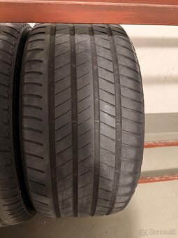 1ks 305/40 r20 RSC 5mm