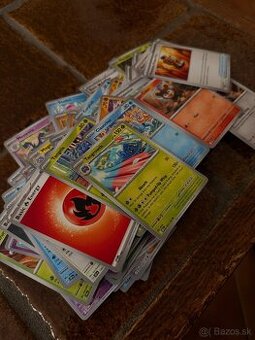 Zmes Pokémon kariet 129ks