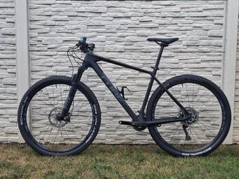 CUBE Reaction C:62 Race – Karbón, komplet Shimano XT, FOX