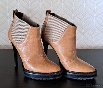 Burberry čižmy