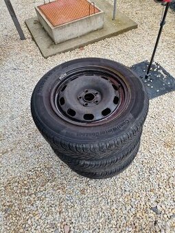 133. Škoda Fabia 3 plechové disky zimné 195/65 R15