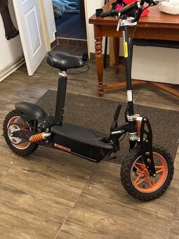 Elektrická kolobežka TAKIRA TANK 1000 TTX – 1000 W