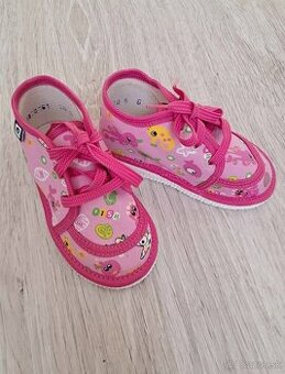 Papučky RAK č.20,5 (VD 14cm). Nové 10€