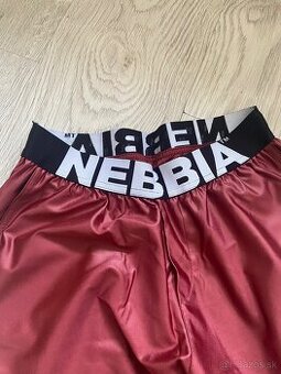 Lesklé tepláky Nebbia