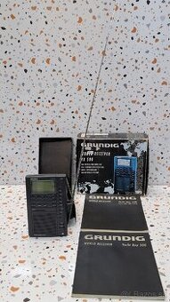 World Band Receiver 》Grundig Yacht Boy 500