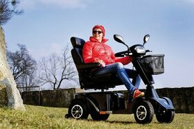 Elektrický invalidny vozik - skúter pre seniorov S700