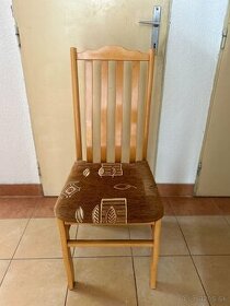 Kuchynske drevené stoličky na predaj 4ks