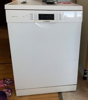 BOSCH umývačka riadu na opravu