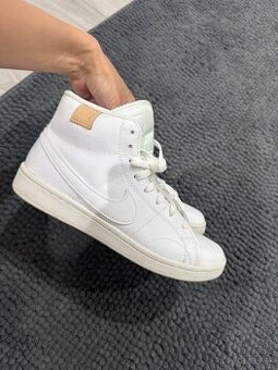 nike tenisky
