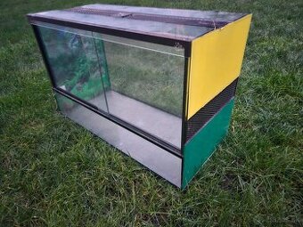 Terarium v krasnom stave .. min.používané