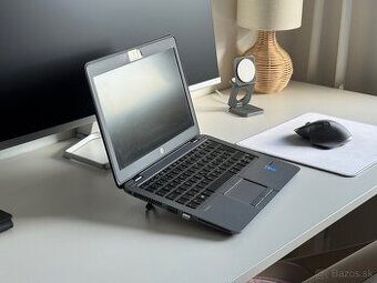 HP EliteBook 820 G2