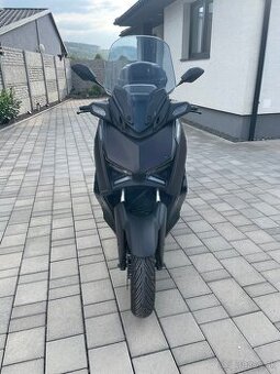 YAMAHA XMAX 125 Tech max