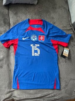 dres slovenské reprezentace Nike