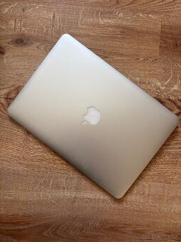Apple MacBook Air 13 (2017)