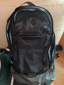 EVOC trail pro 16