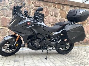 Honda NT1100