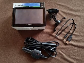 Navigácia Garmin 2595 LM ako nová