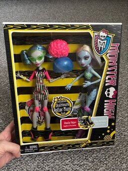Monster High Abbey & Ghoulia Skultimate Roller Maze
