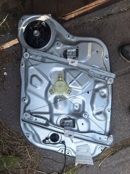 Stahovacka Kia Ceed