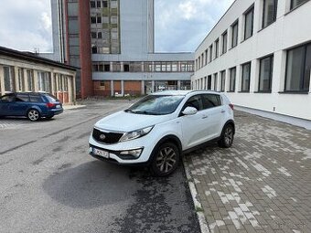 Kia Sportage 2.0 CRDi 4x4 AT, 100 kW