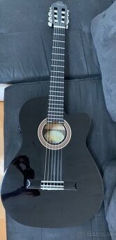 Gitara Valencia