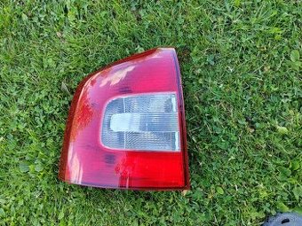 Škoda Octavia 2 combi ľavé svetlo