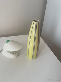 Váza retro a lampa