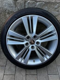 5x112 r18 Škoda Octavia RS