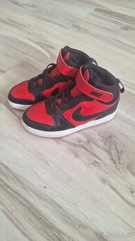 Tenisky Nike 29.5