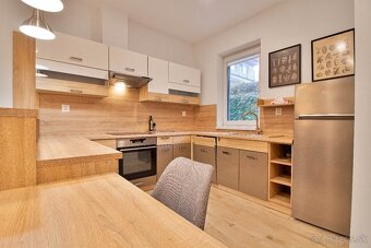 V CENTRE - 2I BYT S PARKOVANÍM na prenájom