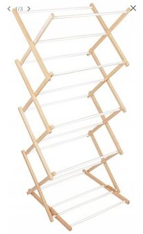 Drevený susiak na bielizen stojaci vertikálny