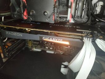 AMD radeon gigabyte RX6700XT 12gb
