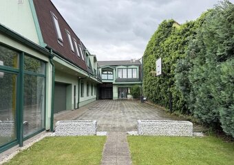 Polyfunkčný obytný dom v SNV