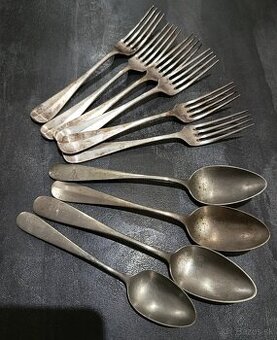 Starožitný príbor