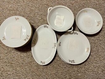 Porcelánová obedová súprava - Czechoslovakia 19 kusov