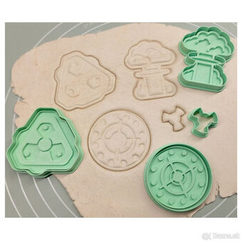 AFTER THE FALL vykrajovačky v sete-Postapokalyptický dizajn