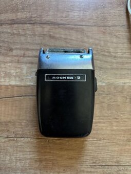 Starý rusky retro holiaci strojček