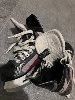 Korčule Bauer Vapor Y13,5