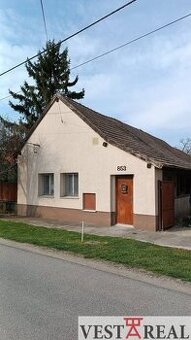 Na Predaj Rodinný dom pozemok 1587 m² v Horných Salibách