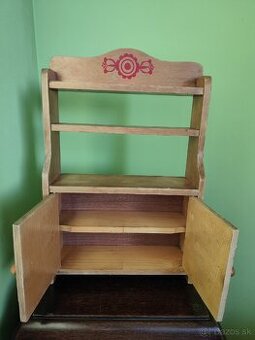 Dievcensky nábytok na hranie