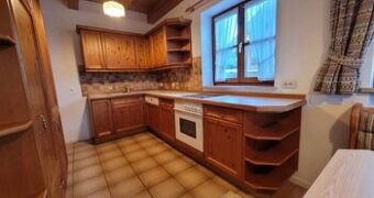 Borovicová linka z masivu se spotřebiči,6323