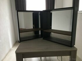 Nové závesné poličky zo zrkadlom - 1