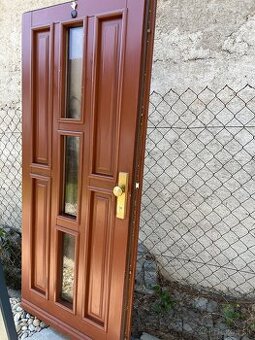 Vchodové vonkjšie dvere 80