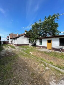 Predaj starší RD pozemok 780 m2 Podunajské Biskupice