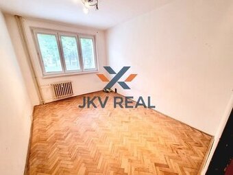 3D OBHLIADKA NA PREDAJ PÔVODNÝ 3-IZB.BYT RUŽINOV